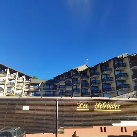 Vue Sur Les Pyrenees 아파트